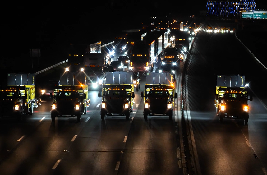 flagger-force-crew-working-highway-traffic-control